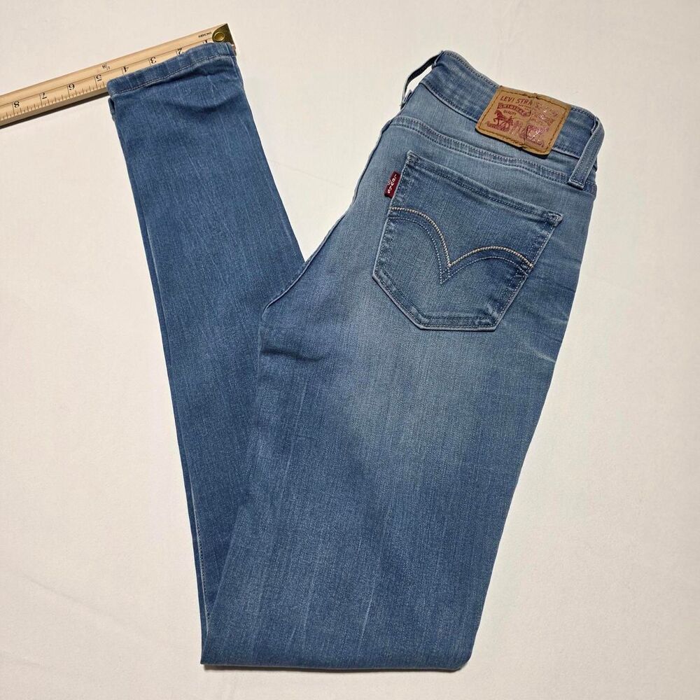 Levi's 535 Super Skinny women's size 25W x 30L blue jeans
